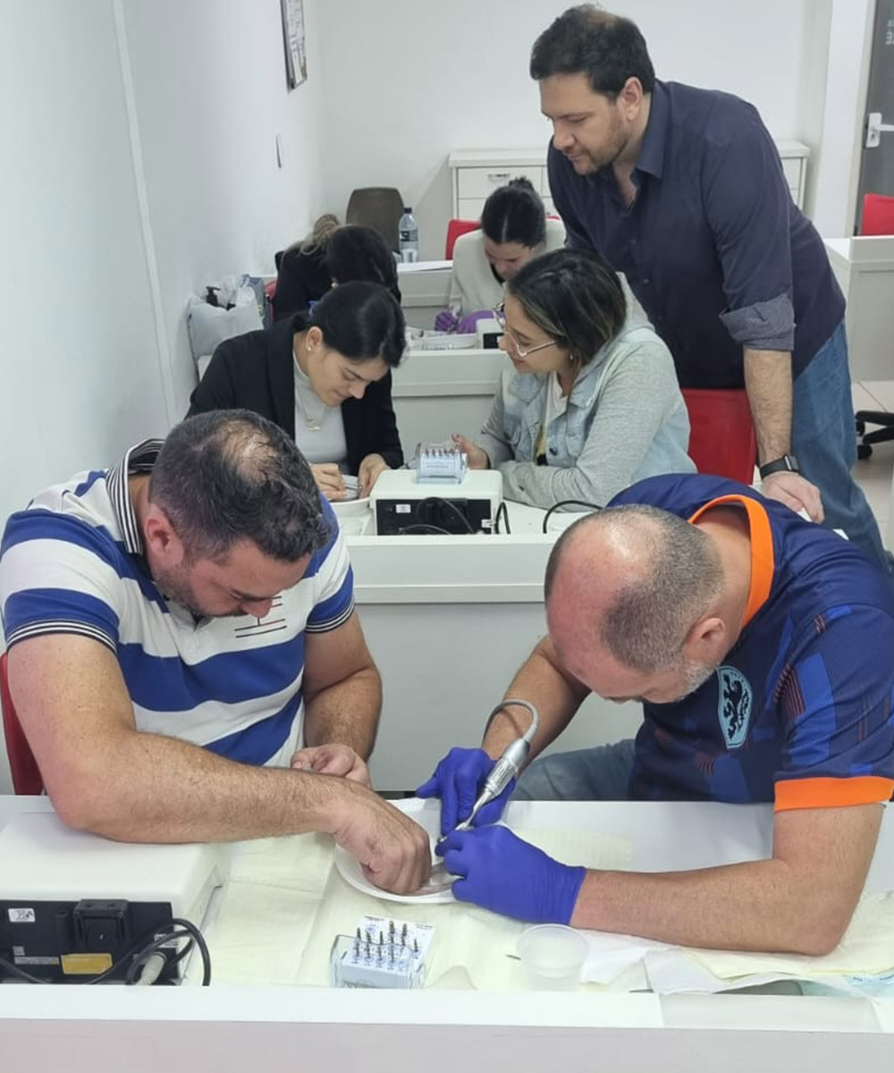 abo-especializacao-implantodontia_0002_84134845-a9d9-407f-97cb-b25d8089be0c