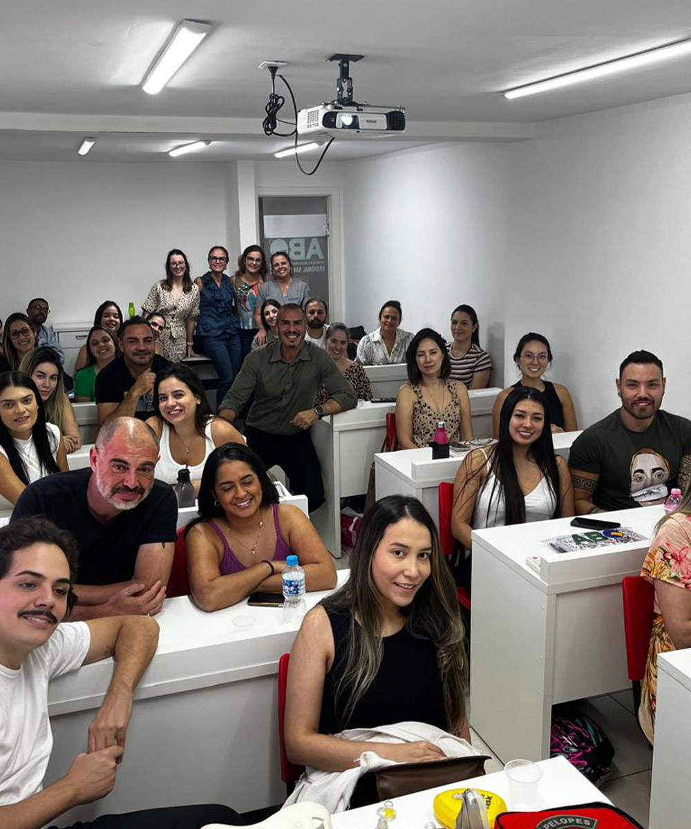 abo-especializacao-implantodontia_0004_538631a3-afba-4bd8-af6d-eaa4b02a4671