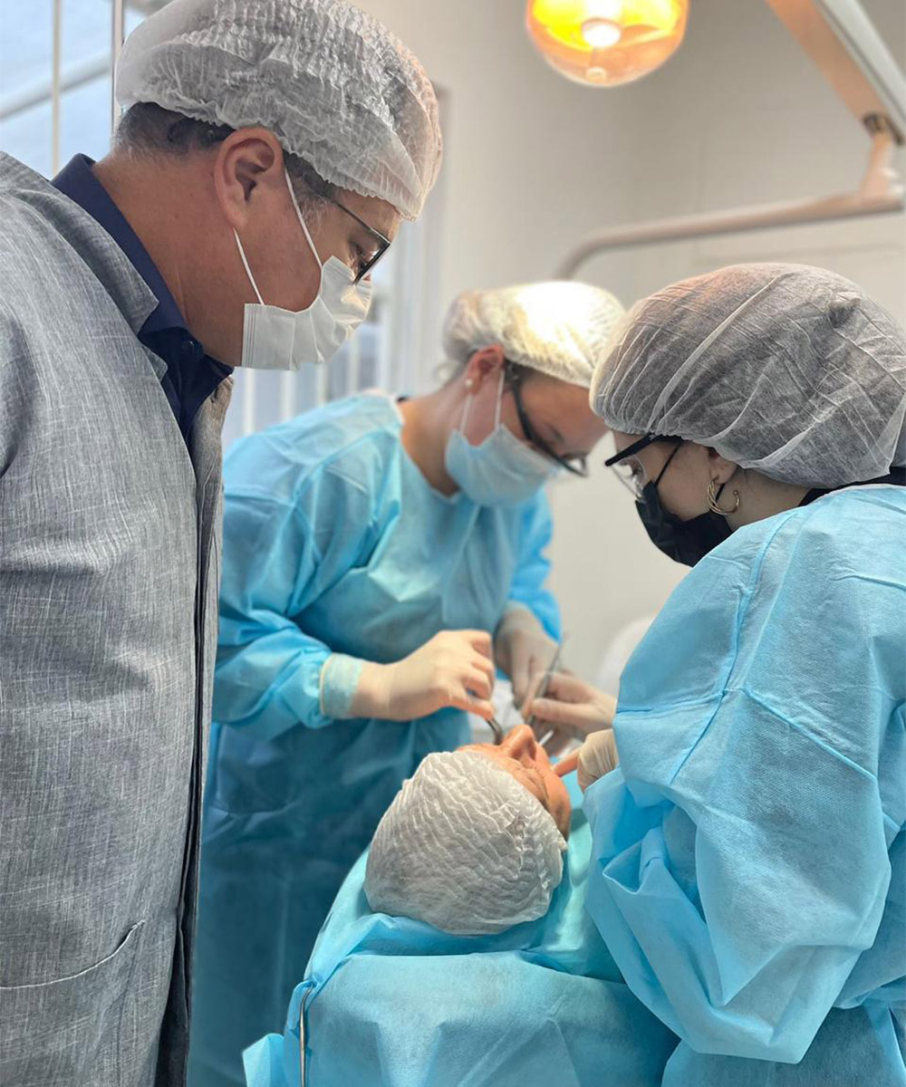 abo-santo-andre-especializacoes-implantodontia_0000_a752f6ee-fa57-4076-a023-a397bef9c657_0004_54fc0e3f-dff0-4f83-8963-b3