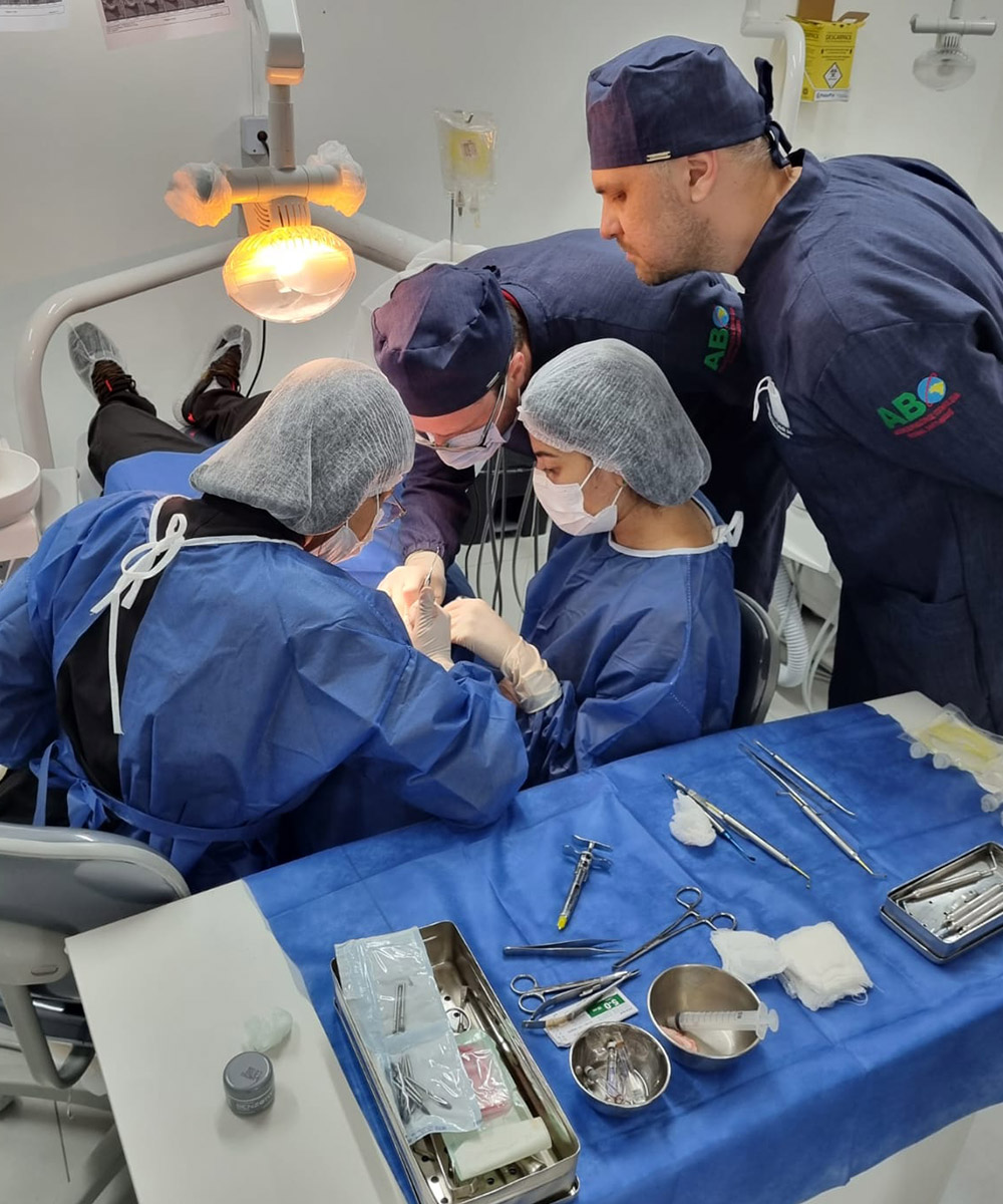 abo-santo-andre-especializacoes-implantondontia_0002_598c166b-74e2-42b6-8770-84b47cef958d