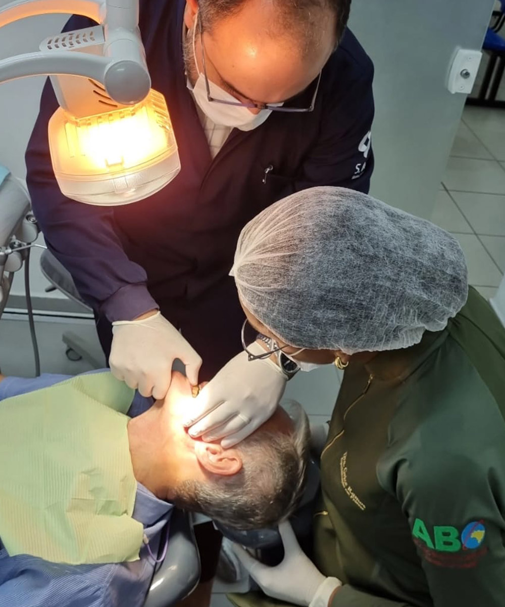 abo-santo-andre-especializacoes-protese_0000_d96723e4-ee3b-4068-b97a-10a6df52e35a